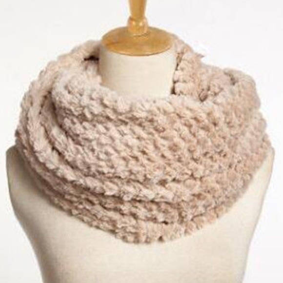 Accessories - Faux fur infinity scarf fall winter